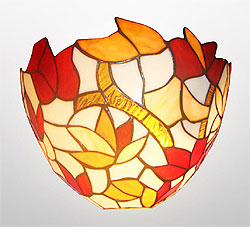 Haysom Lighting: Decorative stained-glass Tiffany wall light
